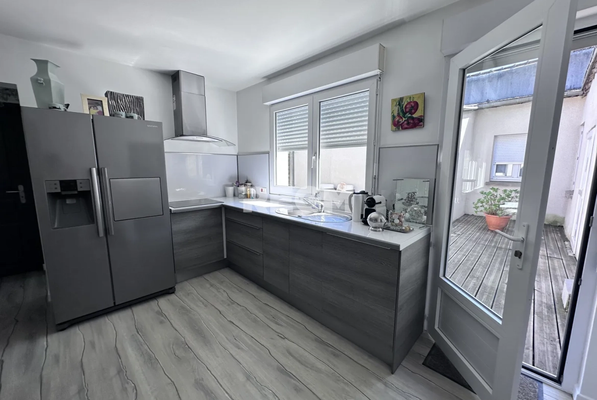 Magnifique appartement T2 de 79 m² avec terrasse à Orléans Murlins 