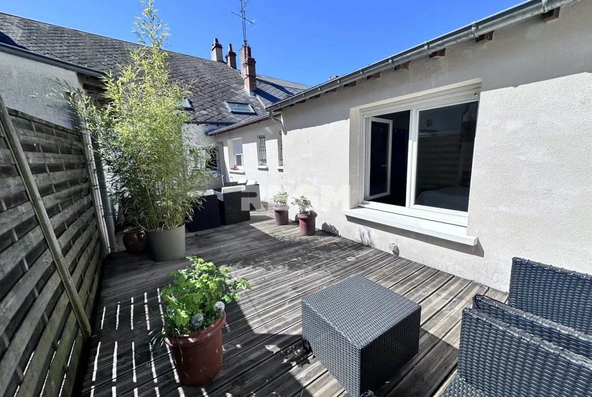 Magnifique appartement T2 de 79 m² avec terrasse à Orléans Murlins 