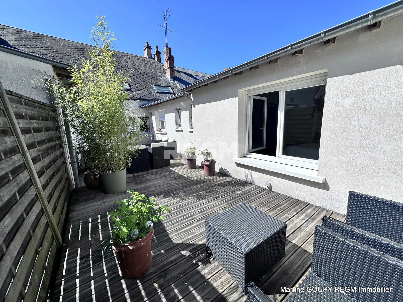 Magnifique appartement T2 de 79 m² avec terrasse à Orléans Murlins 