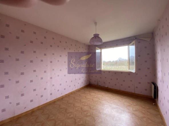 Maison de plain-pied avec terrain constructible à Change (72560) 