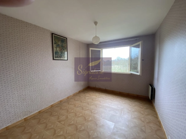 Maison de plain-pied avec terrain constructible à Change (72560) 