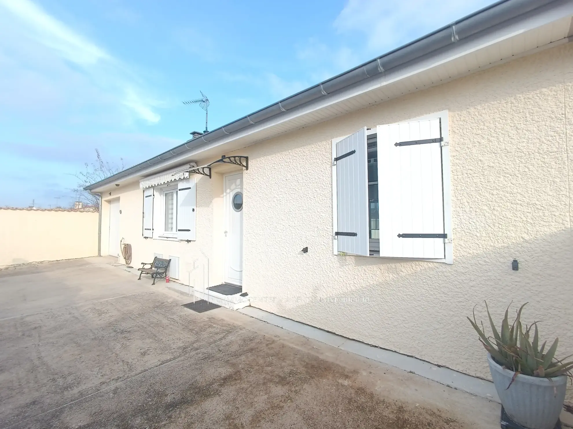Maison de plain-pied à vendre à Romans-sur-Isère - 3 chambres, 80 m² 