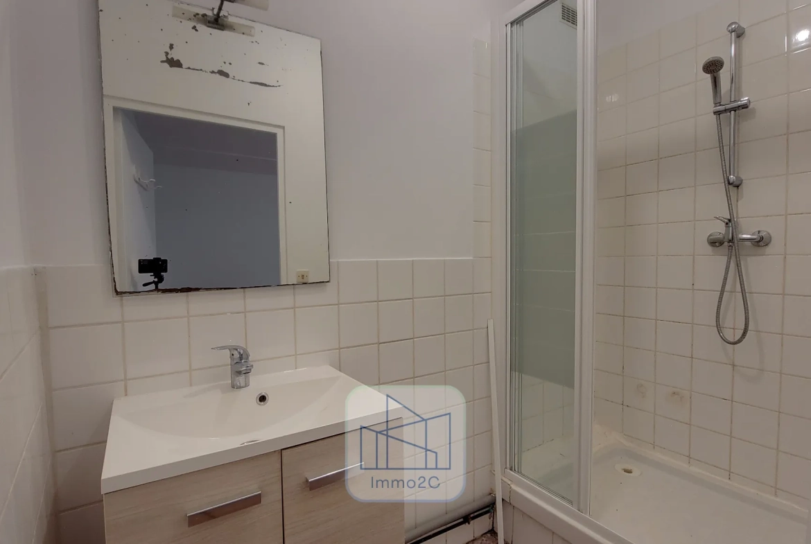 Appartement T2 lumineux à Nantes, centre-ville, proximité place Royale 