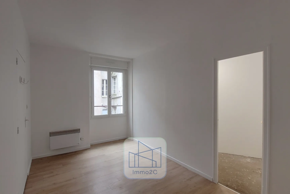 Appartement T2 lumineux à Nantes, centre-ville, proximité place Royale 
