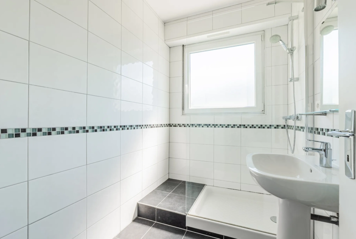 A vendre appartement 3 pièces de 78,50 m² avec balcon à Strasbourg Robertsau 