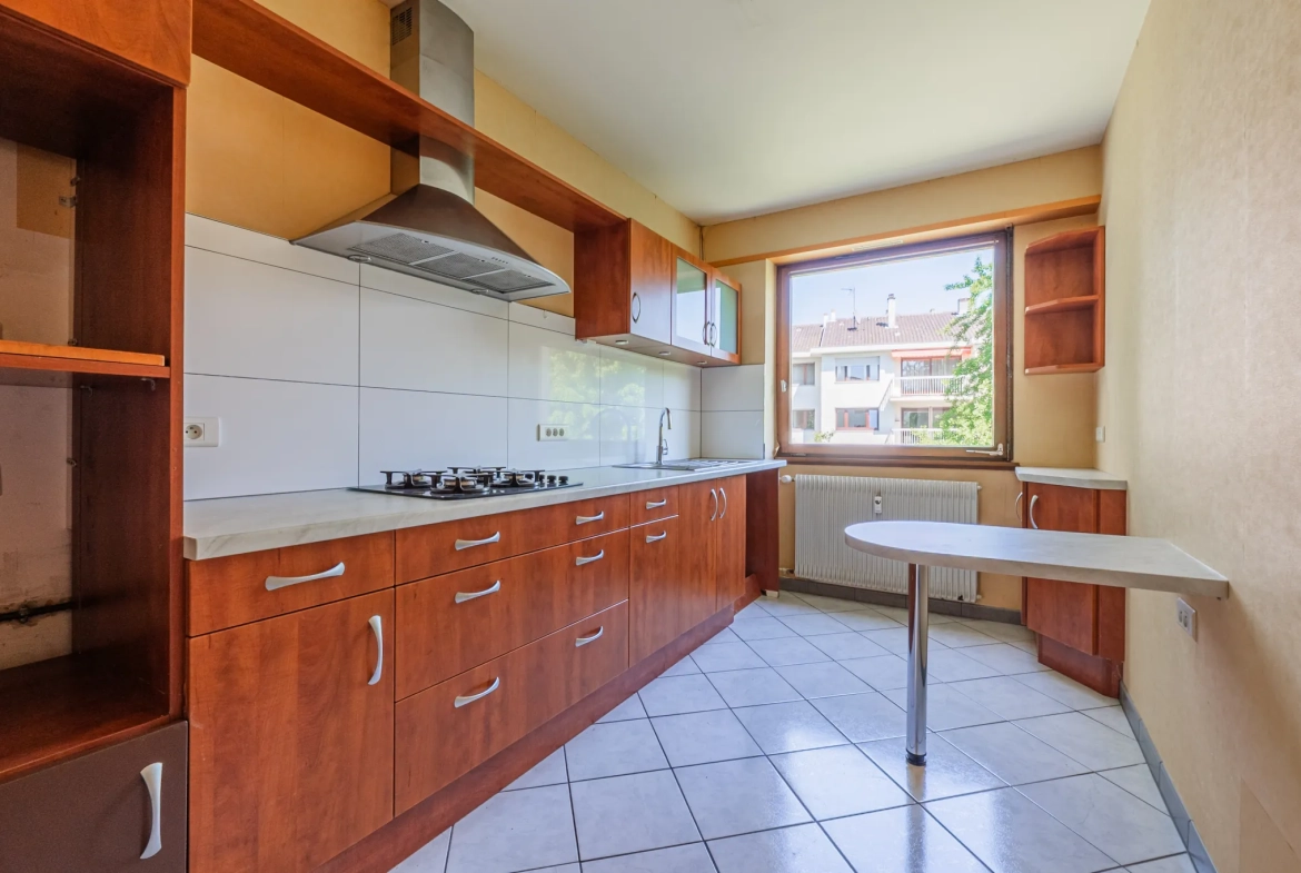 A vendre appartement 3 pièces de 78,50 m² avec balcon à Strasbourg Robertsau 