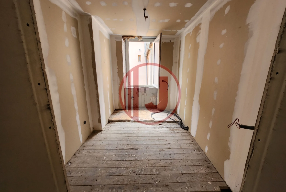 Immeuble à vendre à Mulhouse – Opportunité d’investissement avec potentiel de 6 appartements 