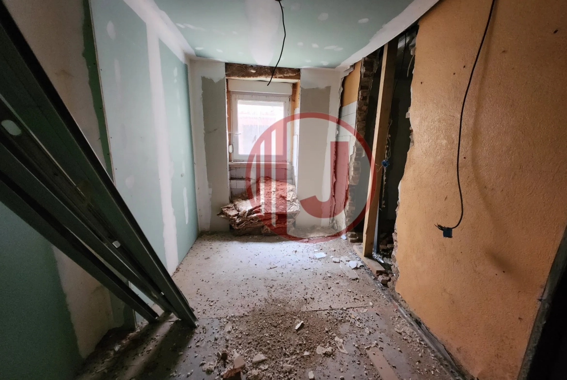 Immeuble à vendre à Mulhouse – Opportunité d’investissement avec potentiel de 6 appartements 