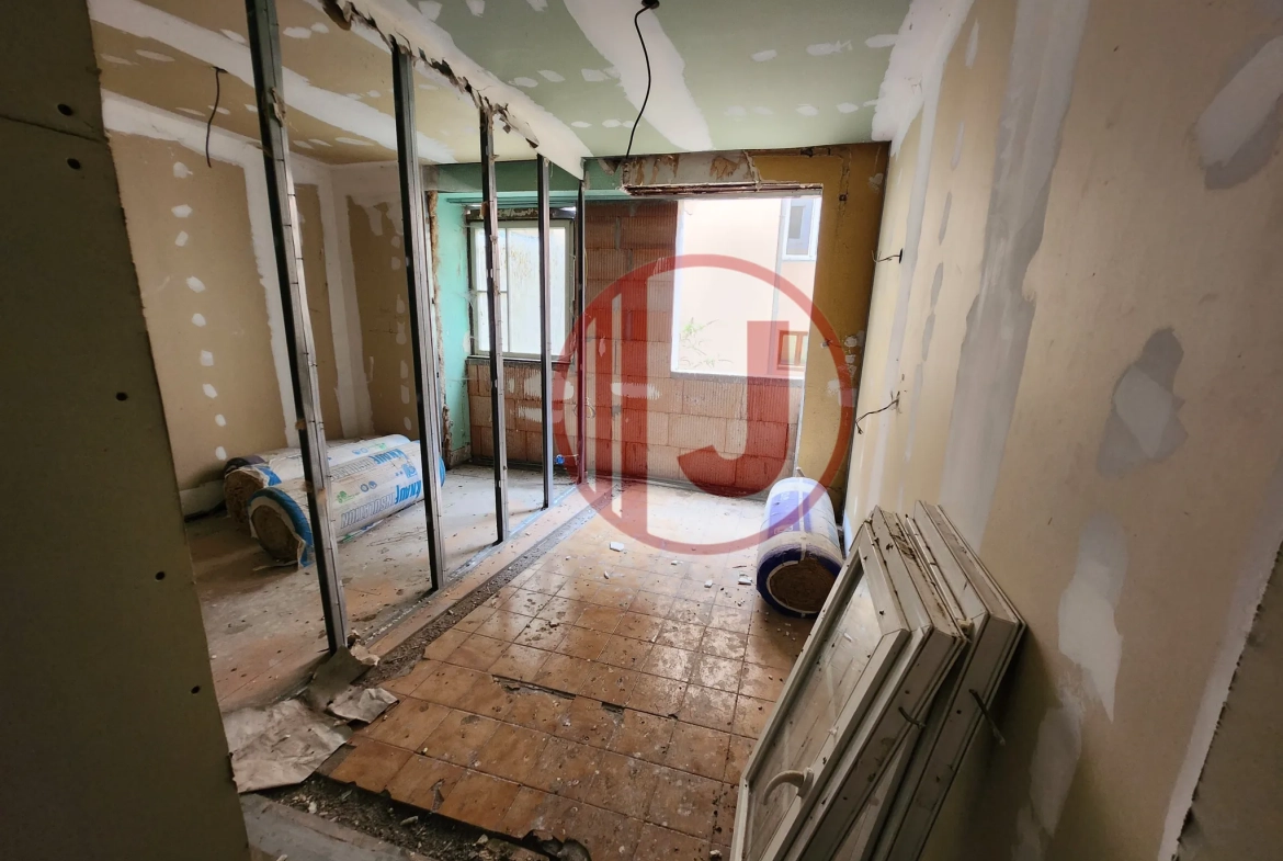 Immeuble à vendre à Mulhouse – Opportunité d’investissement avec potentiel de 6 appartements 