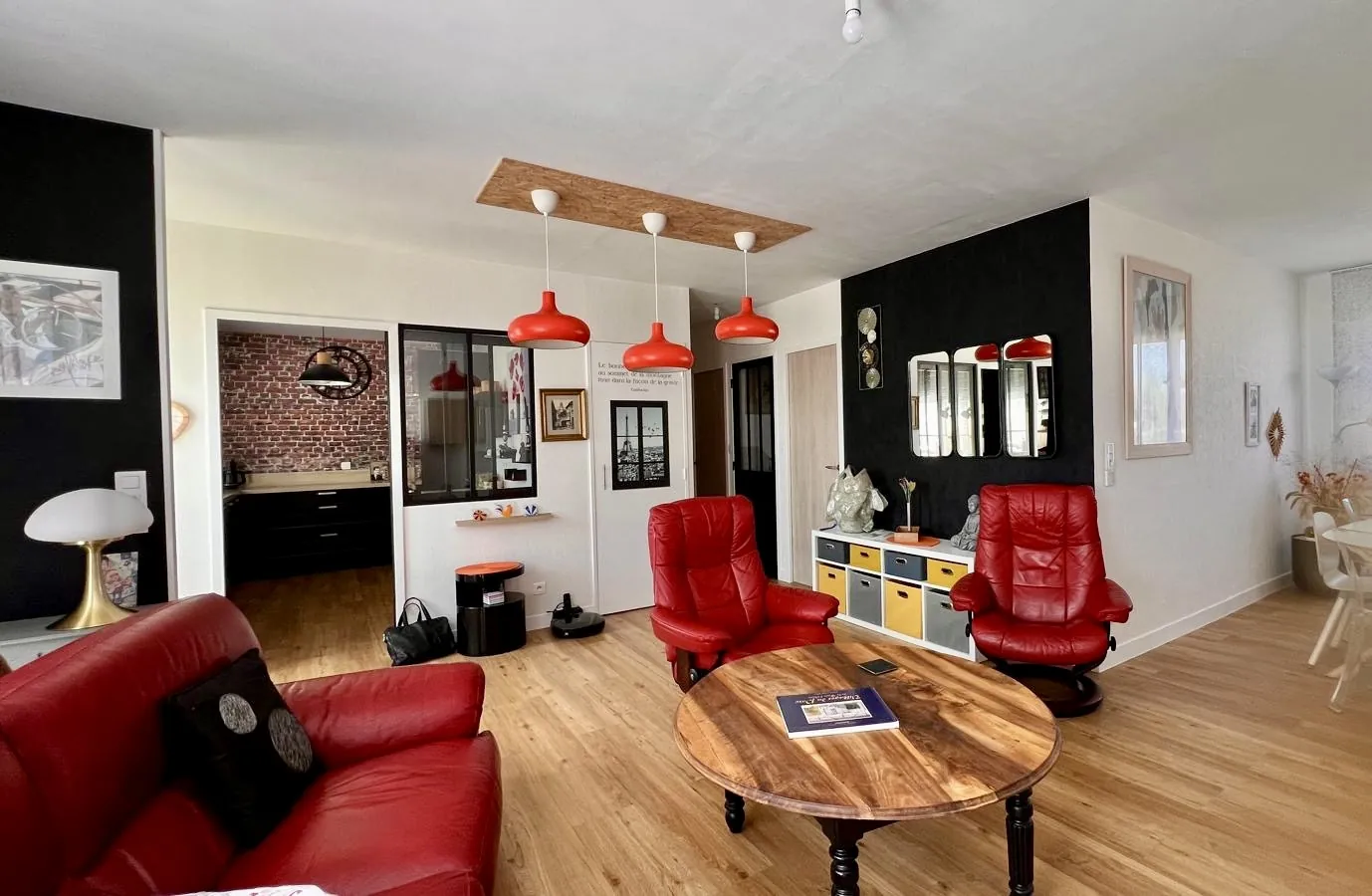 Maison rénovée de 76 m² à Pont-Sainte-Marie avec jardin et sous-sol, proche Troyes 