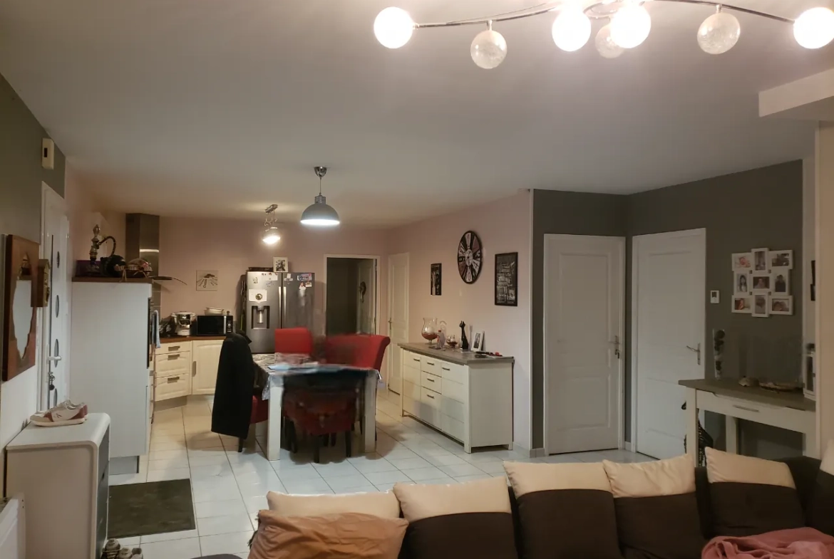 Maison de plain-pied récente de 94 m² avec garage à l'Aigle 