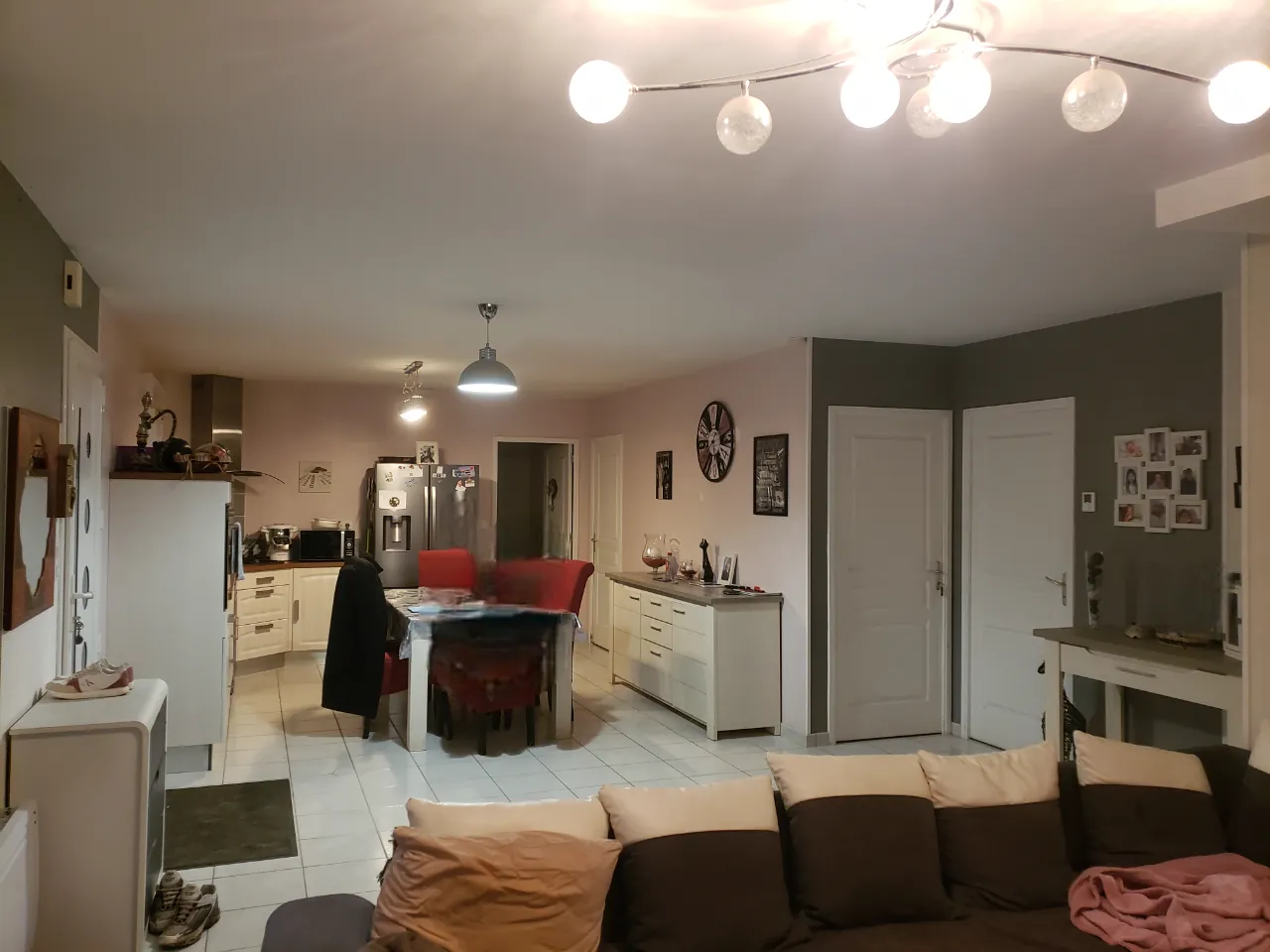 Maison de plain-pied récente de 94 m² avec garage à l'Aigle 