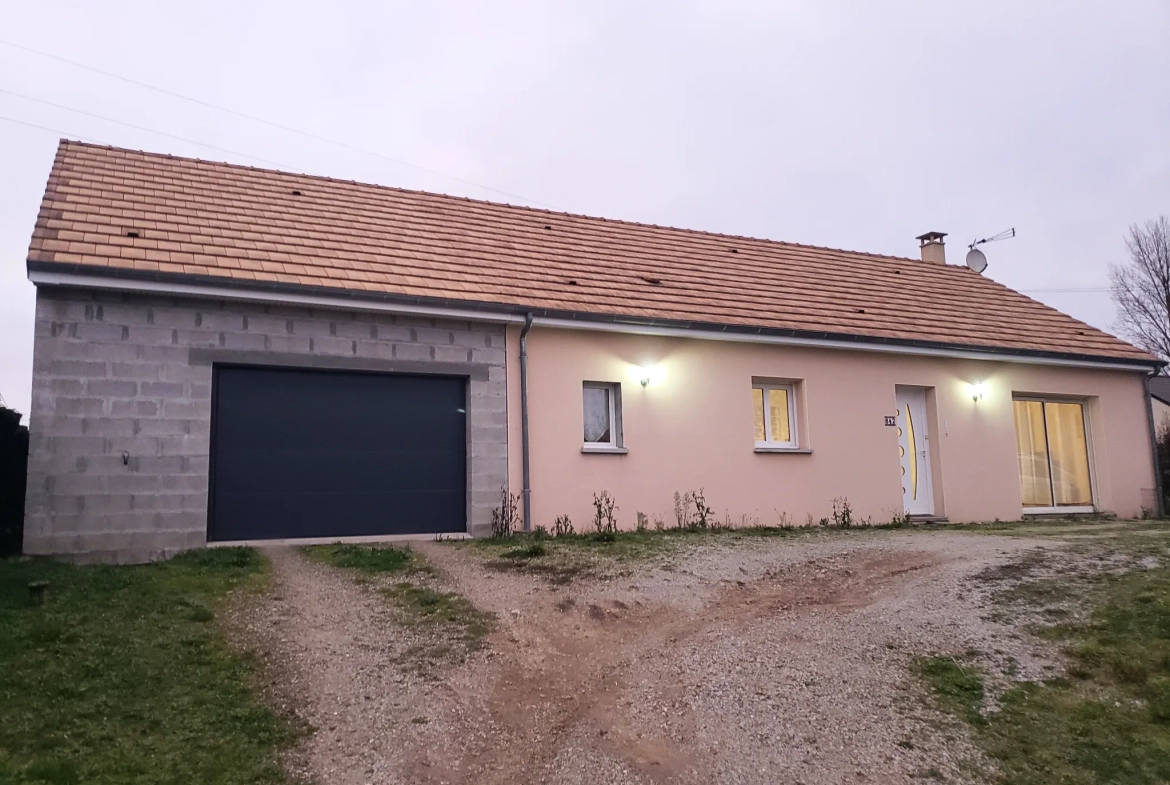 Maison de plain-pied récente de 94 m² avec garage à l'Aigle 