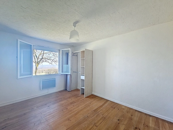 Maison de plain-pied à Milhars avec terrain de 970 m², proche Cordes-sur-Ciel 