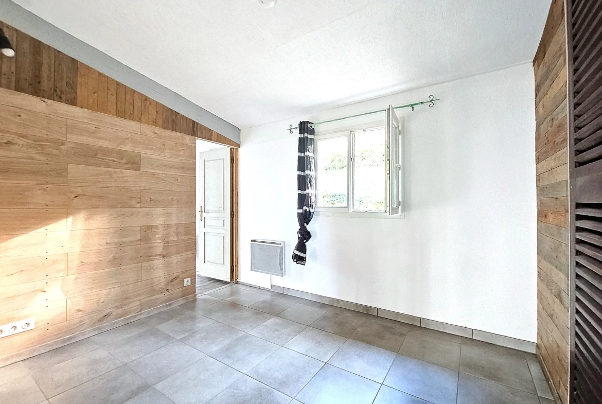 Maison de plain-pied à Milhars avec terrain de 970 m², proche Cordes-sur-Ciel 