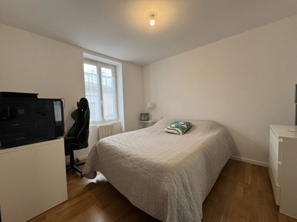 Appartement d'exception à Nîmes, 132 m² avec mezzanine dans le quartier Révolution 