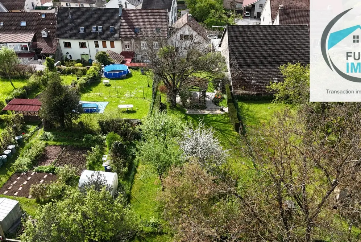 Maison accolée de 95 m² à Dasle avec garage et terrain clos 