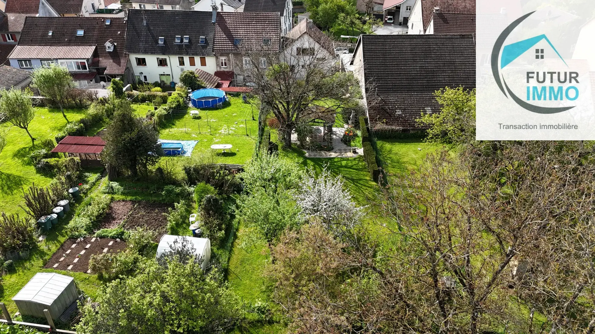 Maison accolée de 95 m² à Dasle avec garage et terrain clos 