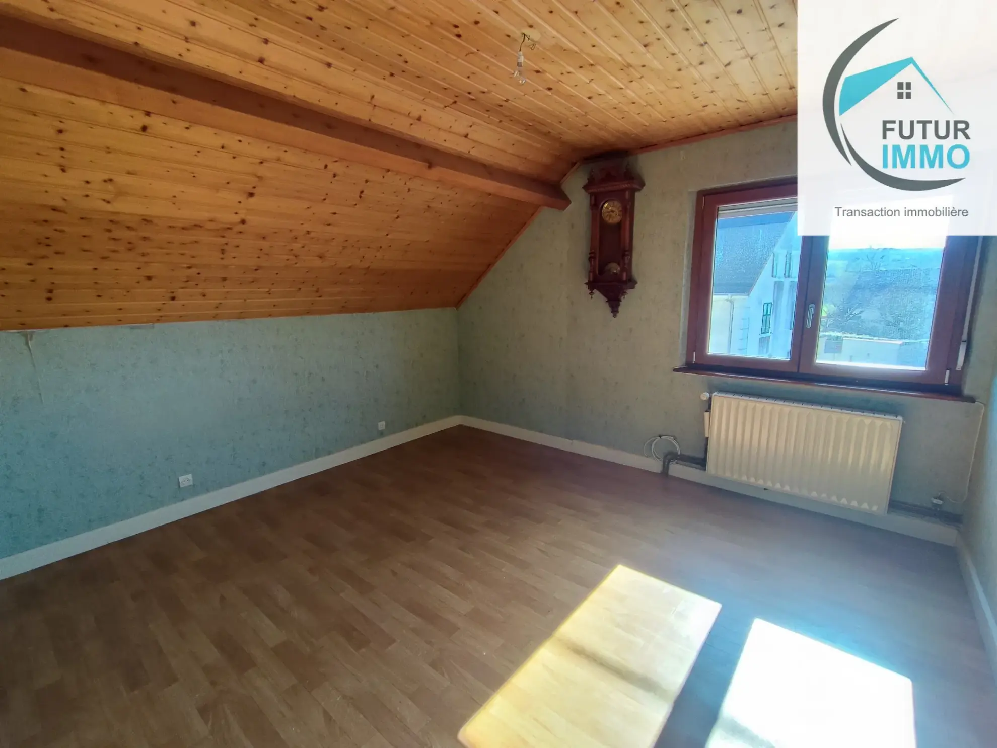 Maison accolée de 95 m² à Dasle avec garage et terrain clos 
