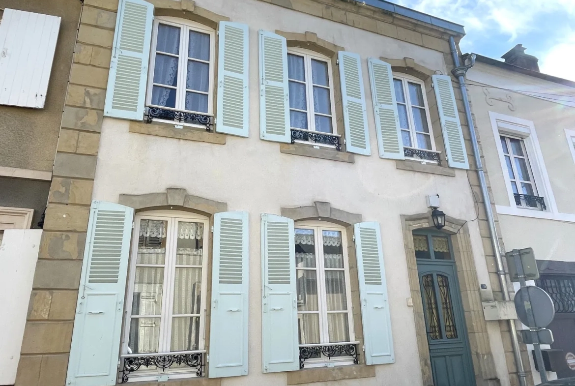 Rare propriété à Premery avec jardin, garage et belles prestations en plein centre-ville 