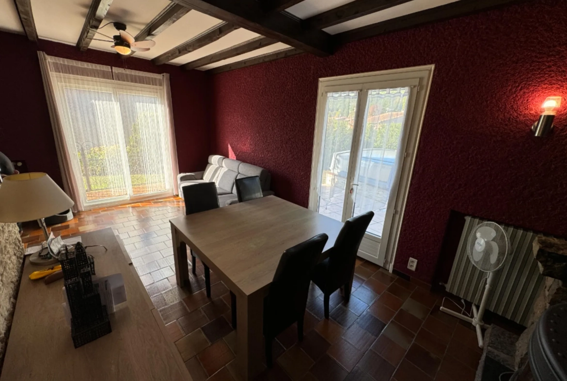 Maison avec piscine chauffée et garage à Quillan, vue panoramique sur montagnes 
