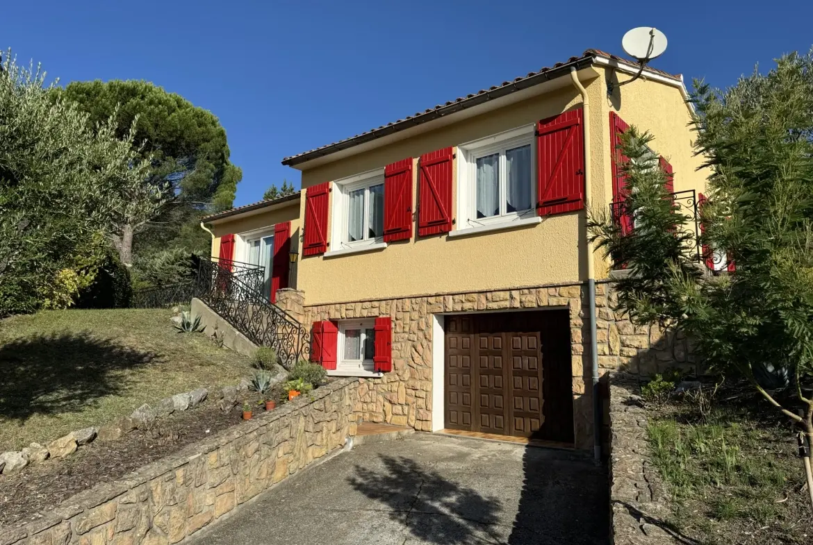 Maison avec piscine chauffée et garage à Quillan, vue panoramique sur montagnes 