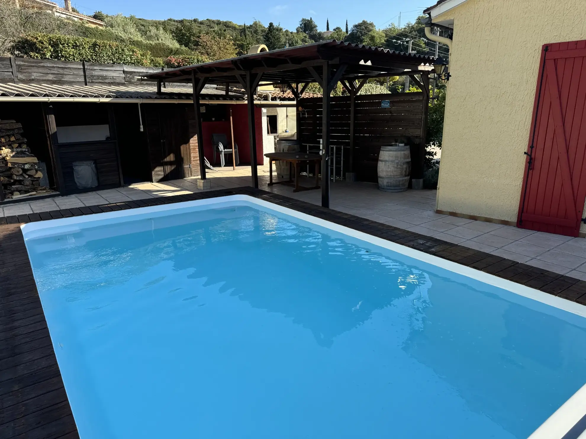 Maison avec piscine chauffée et garage à Quillan, vue panoramique sur montagnes 
