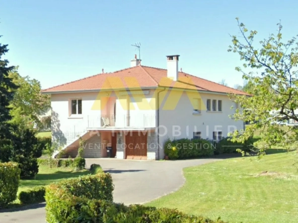 Maison à vendre avec 5 chambres, jardin et garage proche de Navarrenx