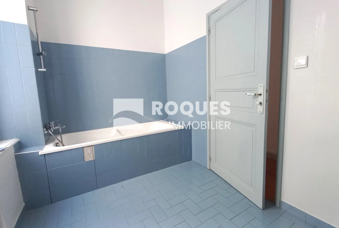 Appartement F3 à Millau avec cave et galetas à vendre 