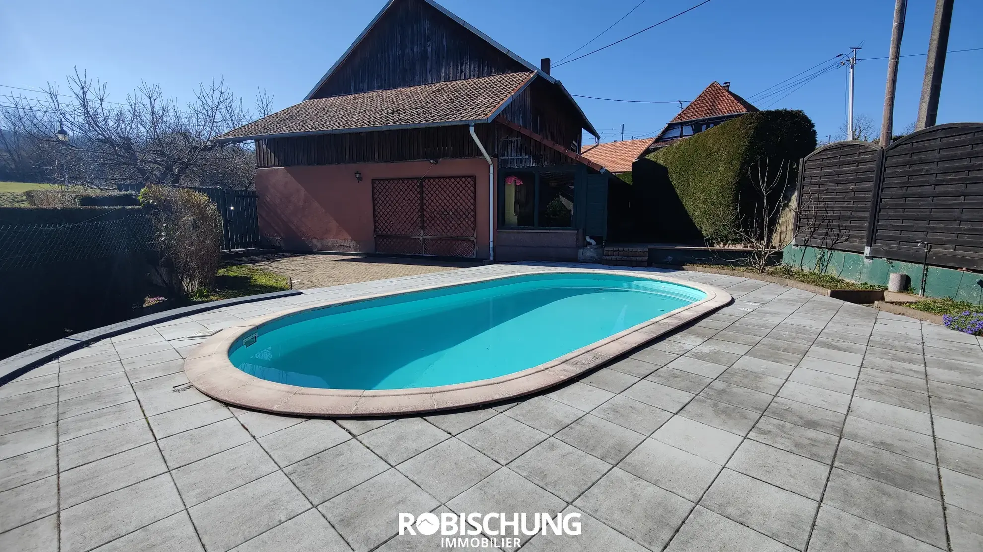 Belle maison de charme avec piscine à Retzwiller - 4 chambres, jardin et garages 