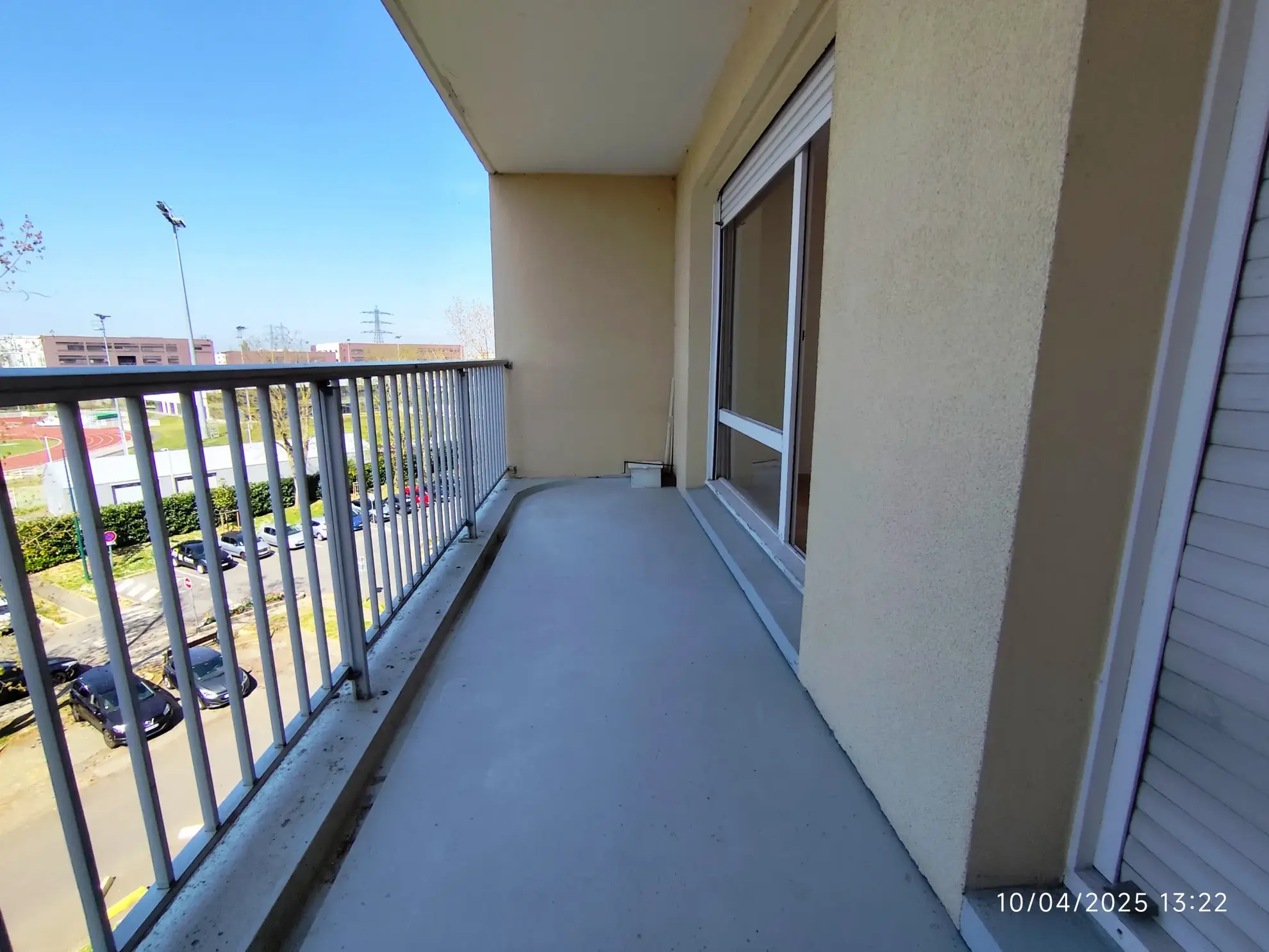 Appartement T2 lumineux avec balcon à Pontoise - Dernier étage 