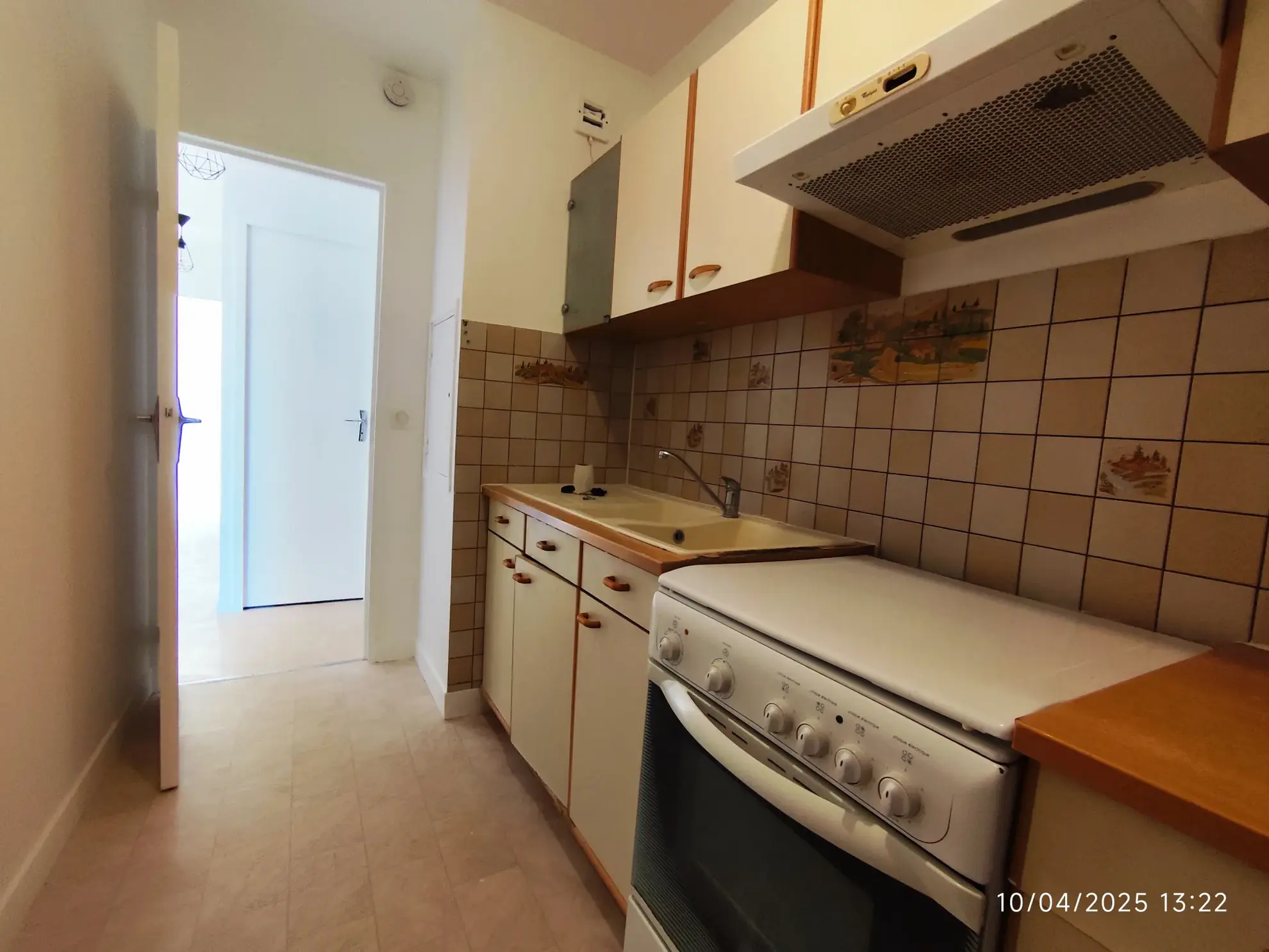 Appartement T2 lumineux avec balcon à Pontoise - Dernier étage 