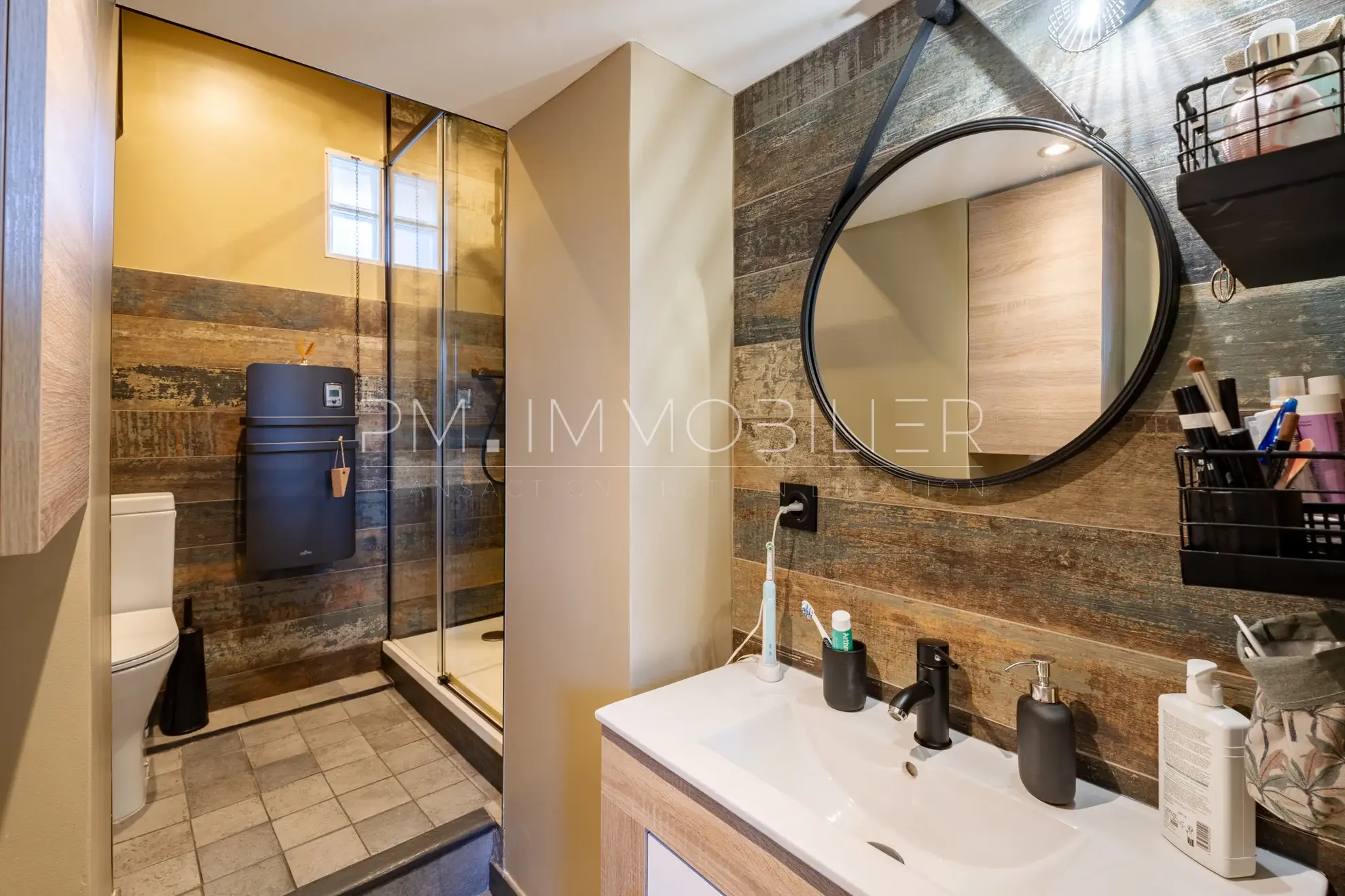 Maison de village rénovée à Éoures avec terrasse et mezzanine - 46 m² 