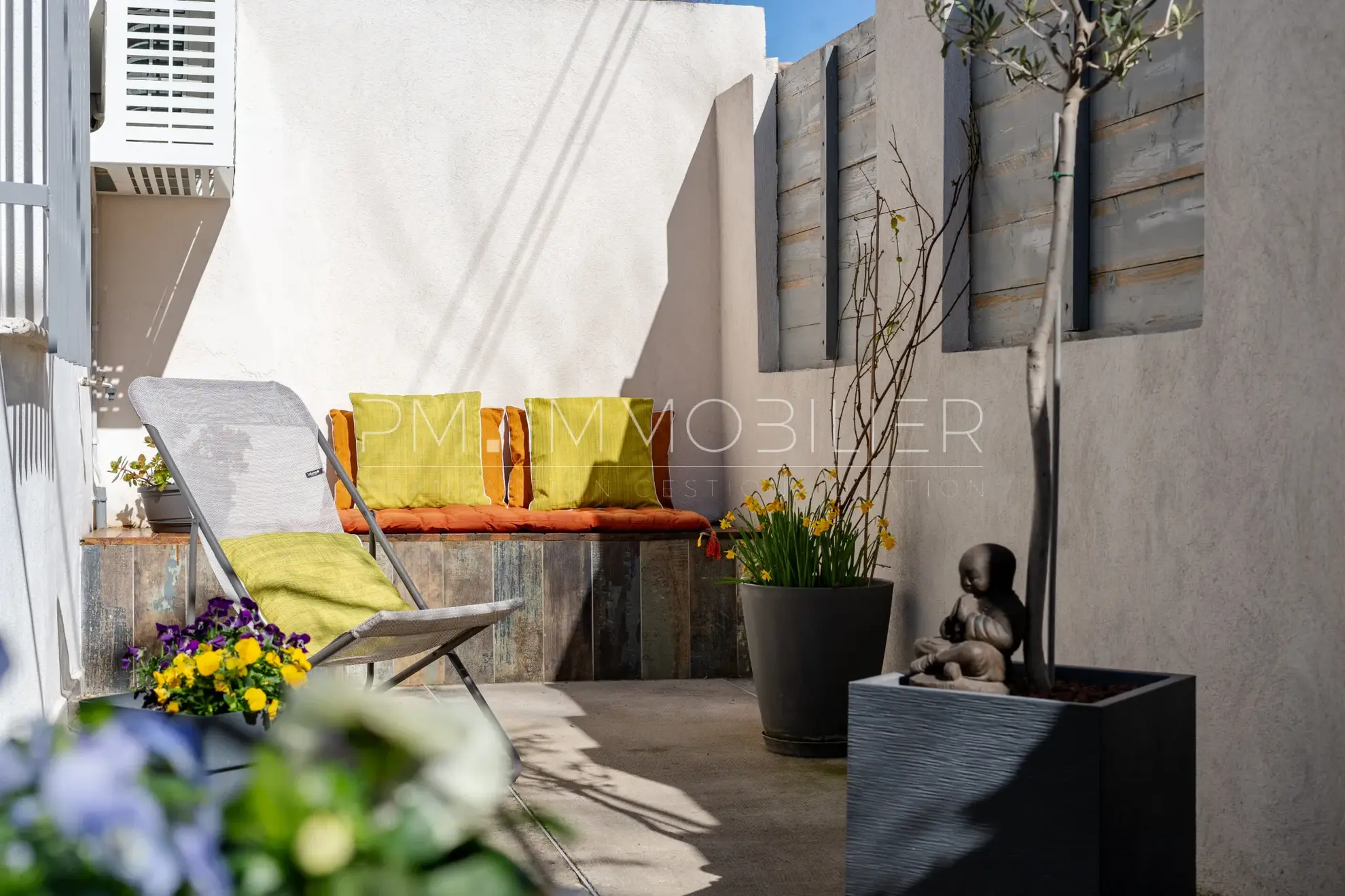 Maison de village rénovée à Éoures avec terrasse et mezzanine - 46 m² 