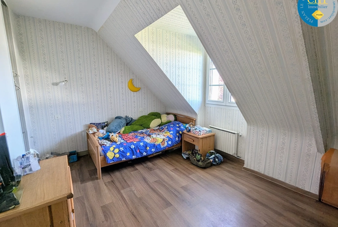 Maison 6 pièces à Guer avec jardin, garage et grande terrasse 