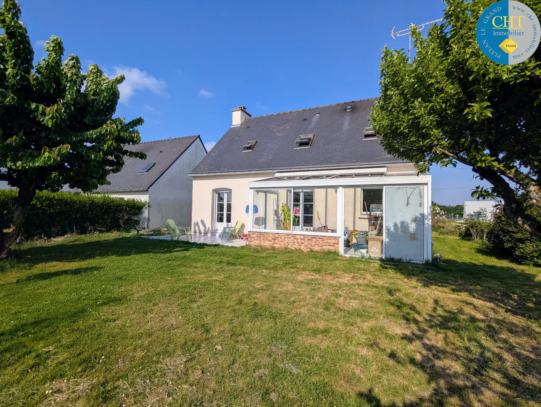 Maison 6 pièces à Guer avec jardin, garage et grande terrasse 