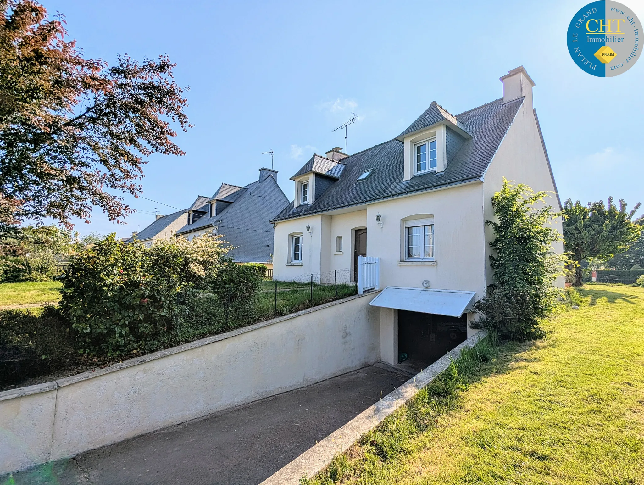 Maison 6 pièces à Guer avec jardin, garage et grande terrasse 