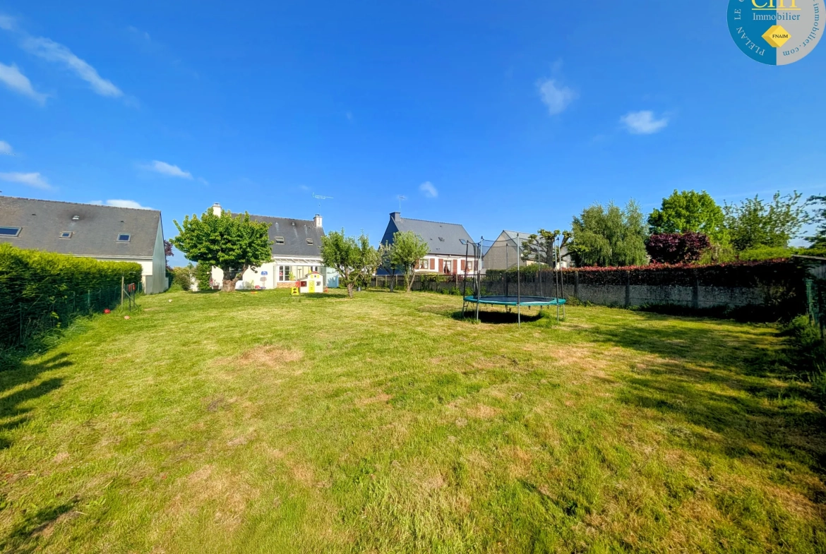 Maison 6 pièces à Guer avec jardin, garage et grande terrasse 