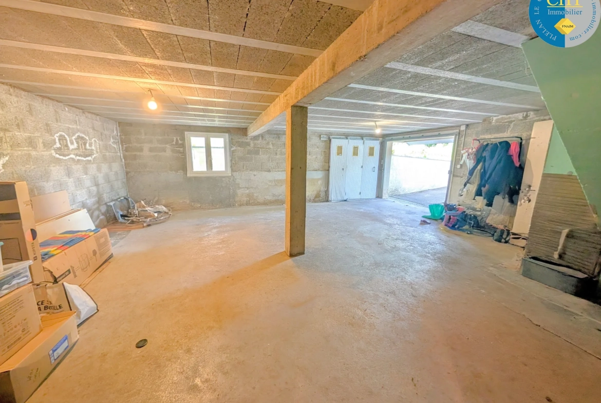 Maison 6 pièces à Guer avec jardin, garage et grande terrasse 