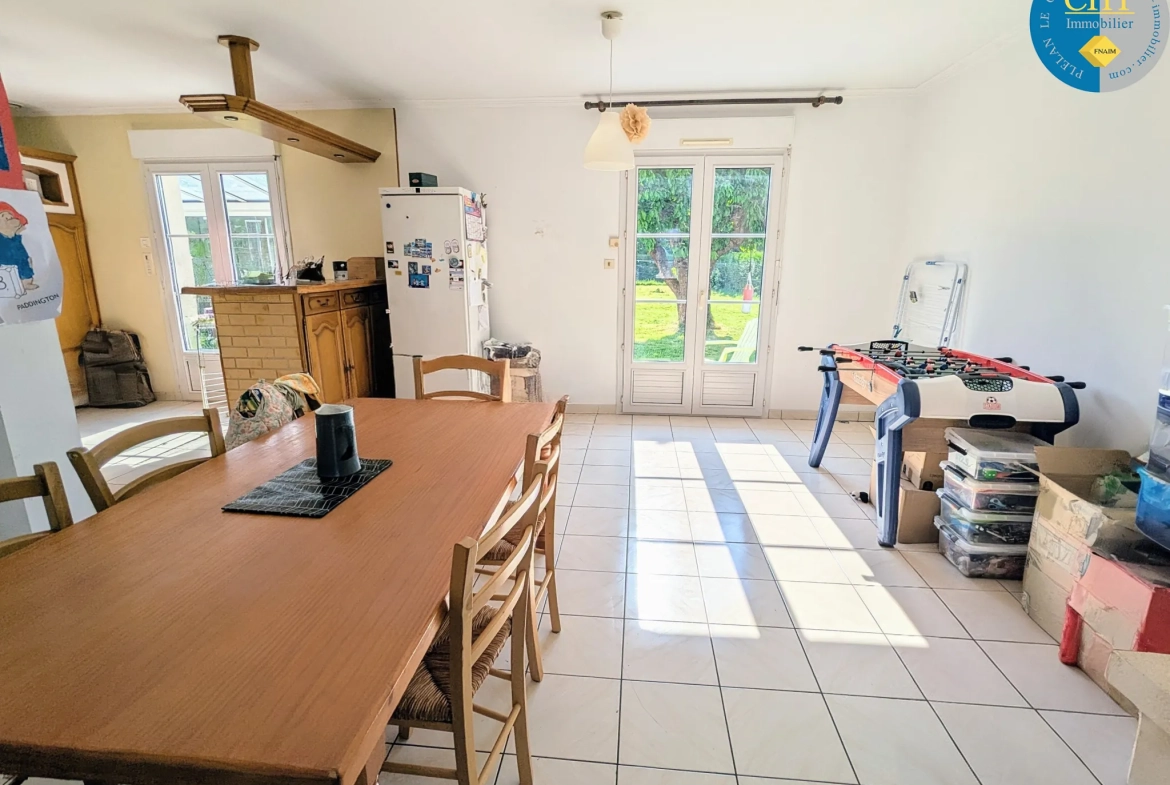 Maison 6 pièces à Guer avec jardin, garage et grande terrasse 