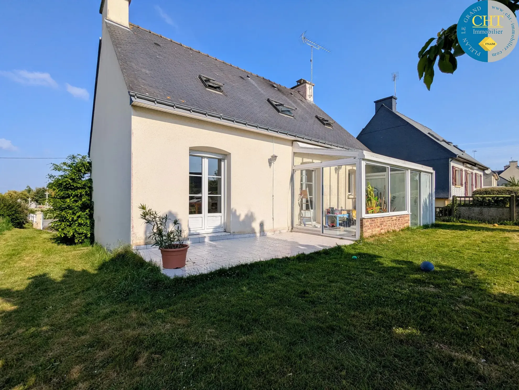 Maison 6 pièces à Guer avec jardin, garage et grande terrasse 