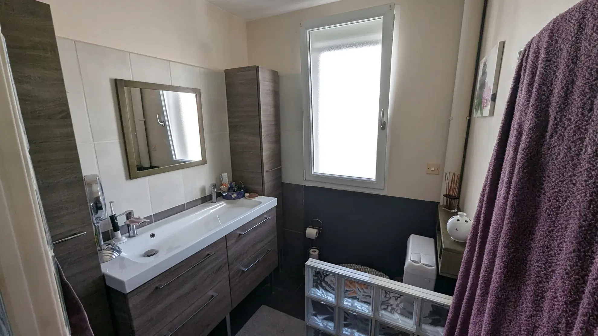 Maison familiale à Chauray avec grand jardin et sous-sol, idéal pour famille 