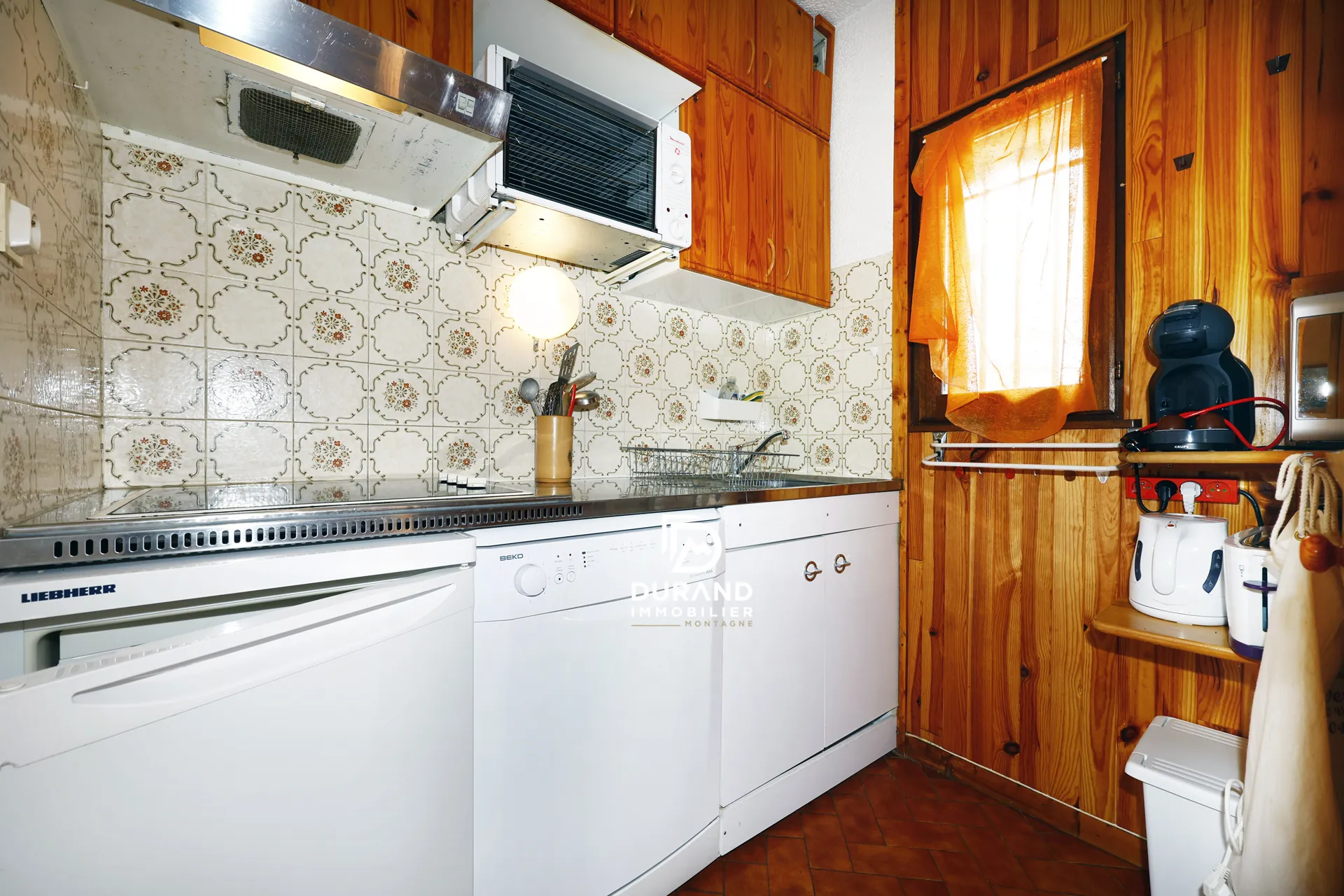 Bel appartement T2 bis avec terrasse sud à Vars, vue sur l'Eyssina, proche des pistes 