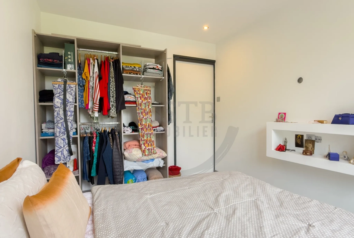 Appartement loué de 63 m² avec terrasse à Privas, investissement idéal 
