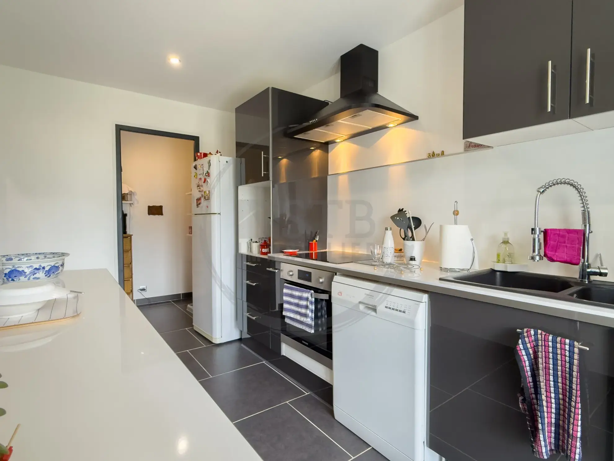 Appartement loué de 63 m² avec terrasse à Privas, investissement idéal 