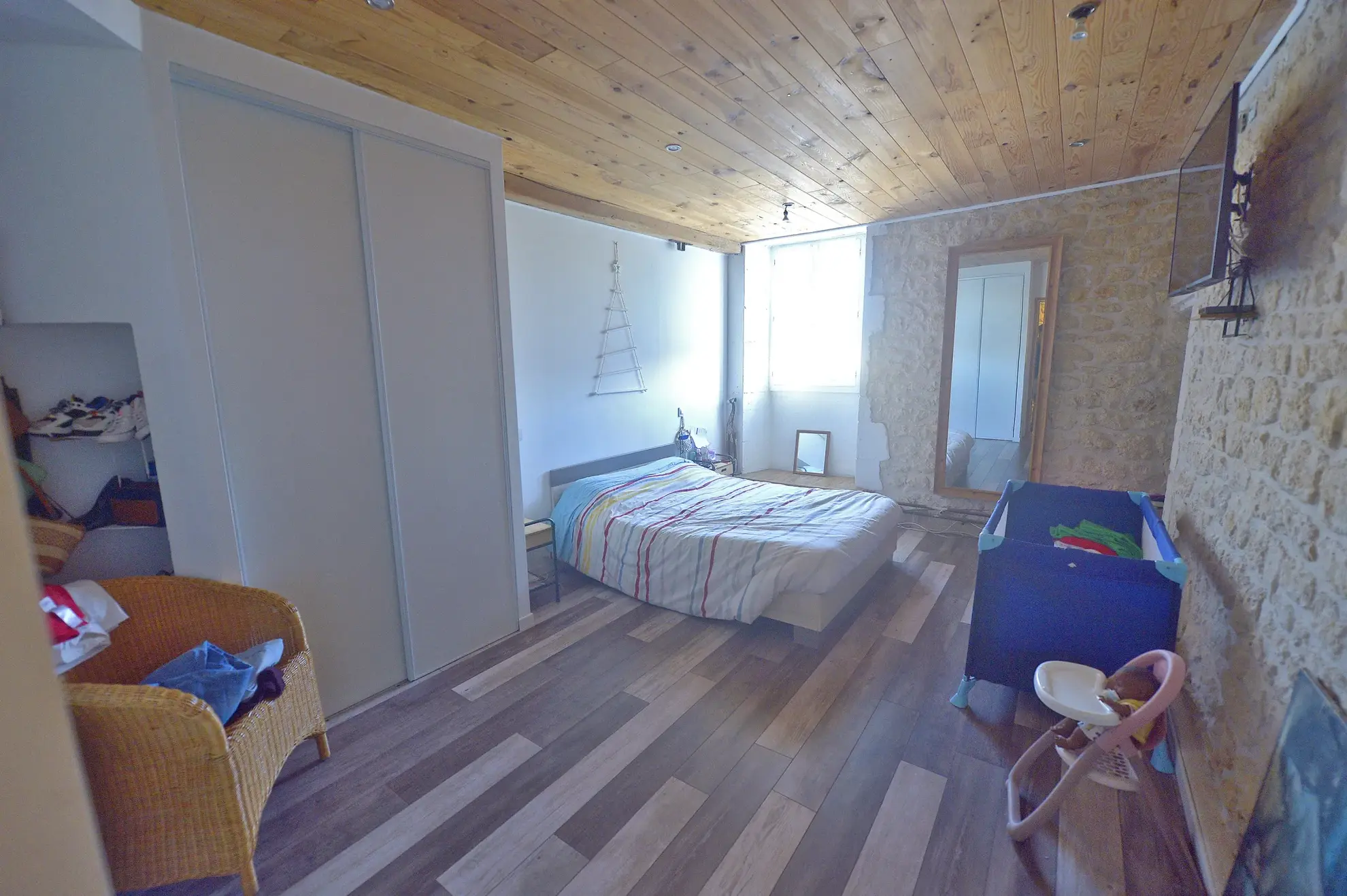 Maison charentaise à Nieulle-sur-Seudre avec logement indépendant et jardin 
