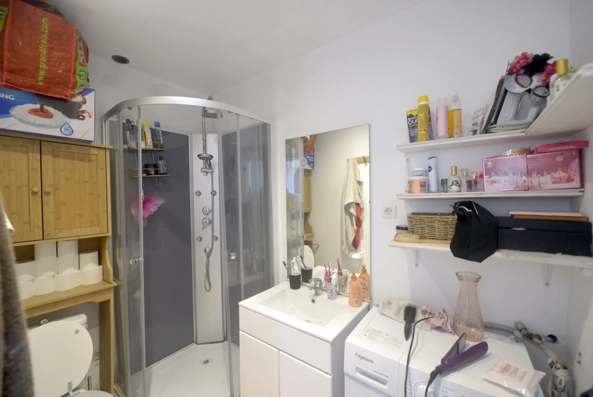 Maison charentaise à Nieulle-sur-Seudre avec logement indépendant et jardin 