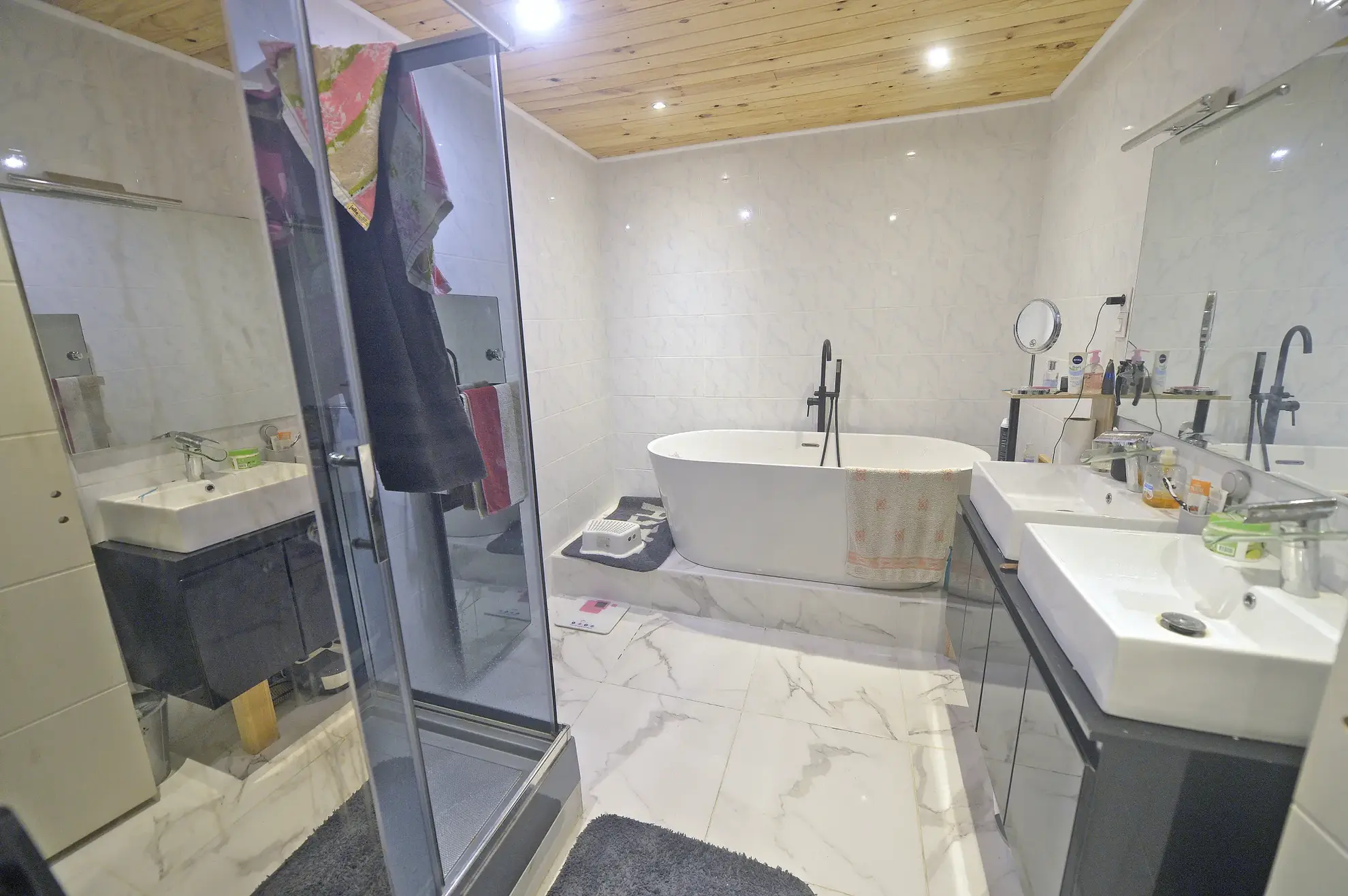 Maison charentaise à Nieulle-sur-Seudre avec logement indépendant et jardin 