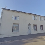 Maison charentaise à Nieulle-sur-Seudre avec logement indépendant et jardin