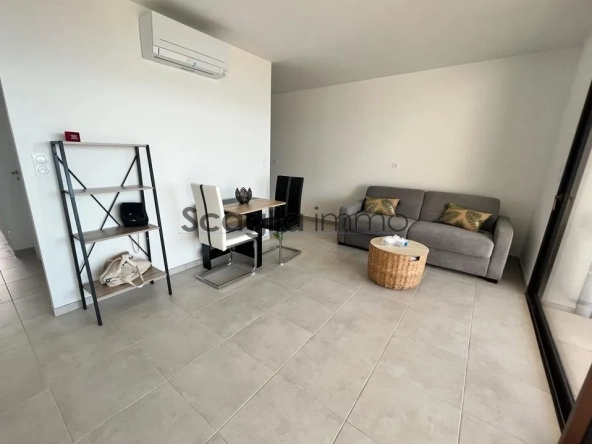 Vente appartement T2 avec terrasse et vue mer à Agosta, dernière étage 